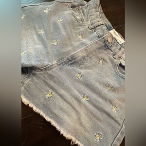 Ban Jara boutique high rise shorts